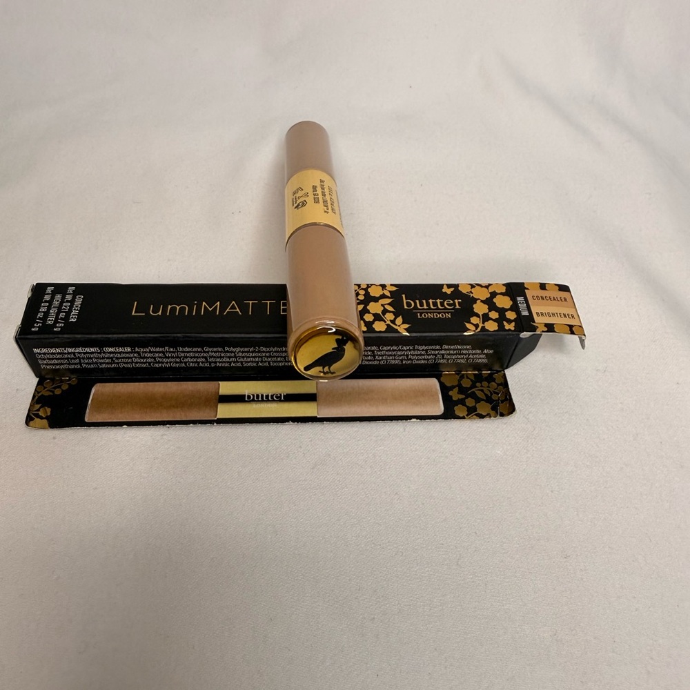 butter LONDON LumiMatte Lipstick in Beige